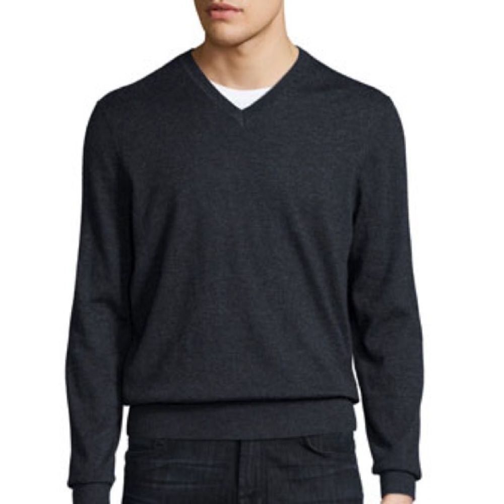 NWT Neiman Marcus Charcoal Merino Wool blend v neck men’s Sweater size M